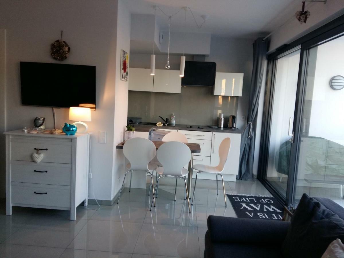 Gracja Horyzont-Apartament Z Parkingiem ミエンジズドロイェ エクステリア 写真